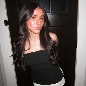 Meet your Posher, Nina